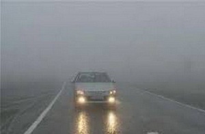 محور&zwnj;های استان مرکزی مه گرفته و لغزنده