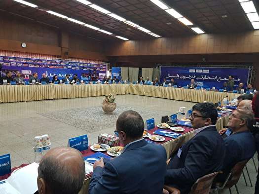 اقدام عجیب یکی از روسای هیئت های استانی در انتخابات فدراسیون والیبال