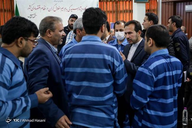 چهارمین جلسه رسیدگی به اتهامات متهمان پرونده قاچاق کلان ارز و پولشویی/ تشدید قرار کیفری ۲ متهم پرونده