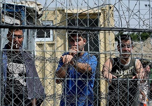 قطع کمک مالی هلند به تشکیلات خودگردان