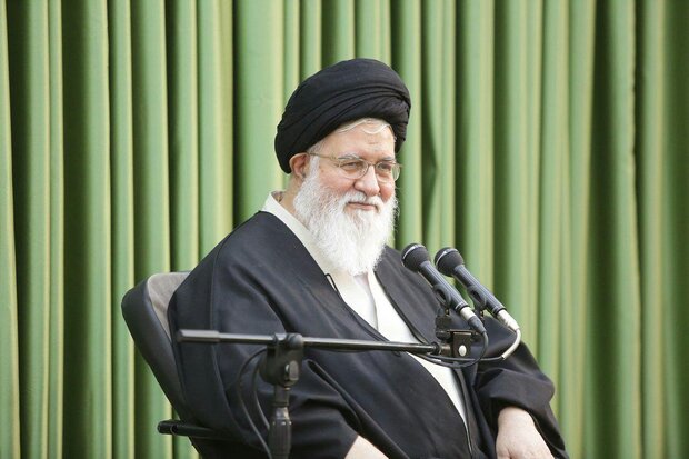انقلاب تا ظهور امام زمان(عج)پابرجاست/ ایستادگی و مقاومت چاشنی انقلاب است