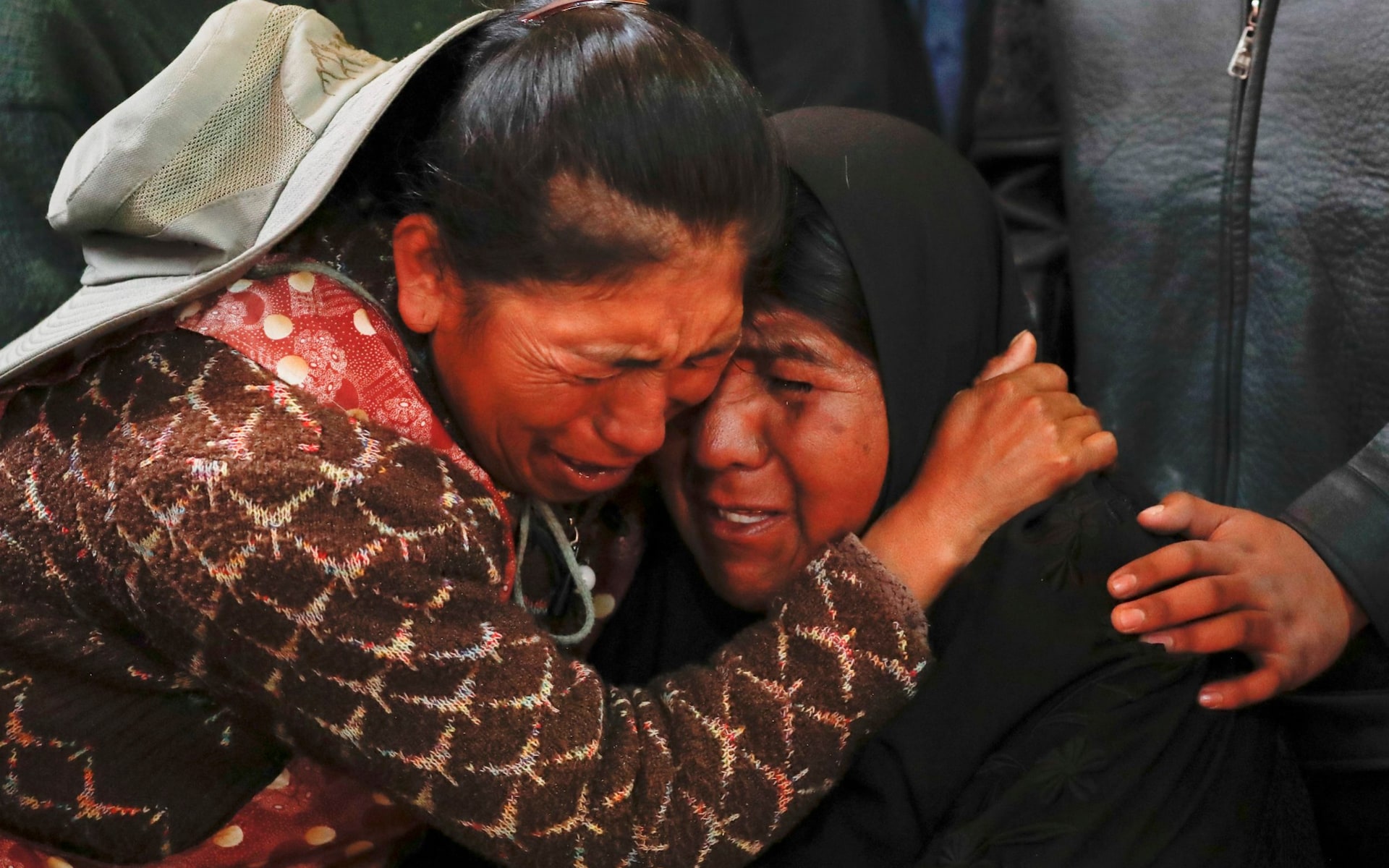 تصاویر روز: از گریه هواداران مورالس پس از استعفای او تا حضور کودکان در مجمع عمومی سازمان ملل همزمان با روز جهانی کودک
