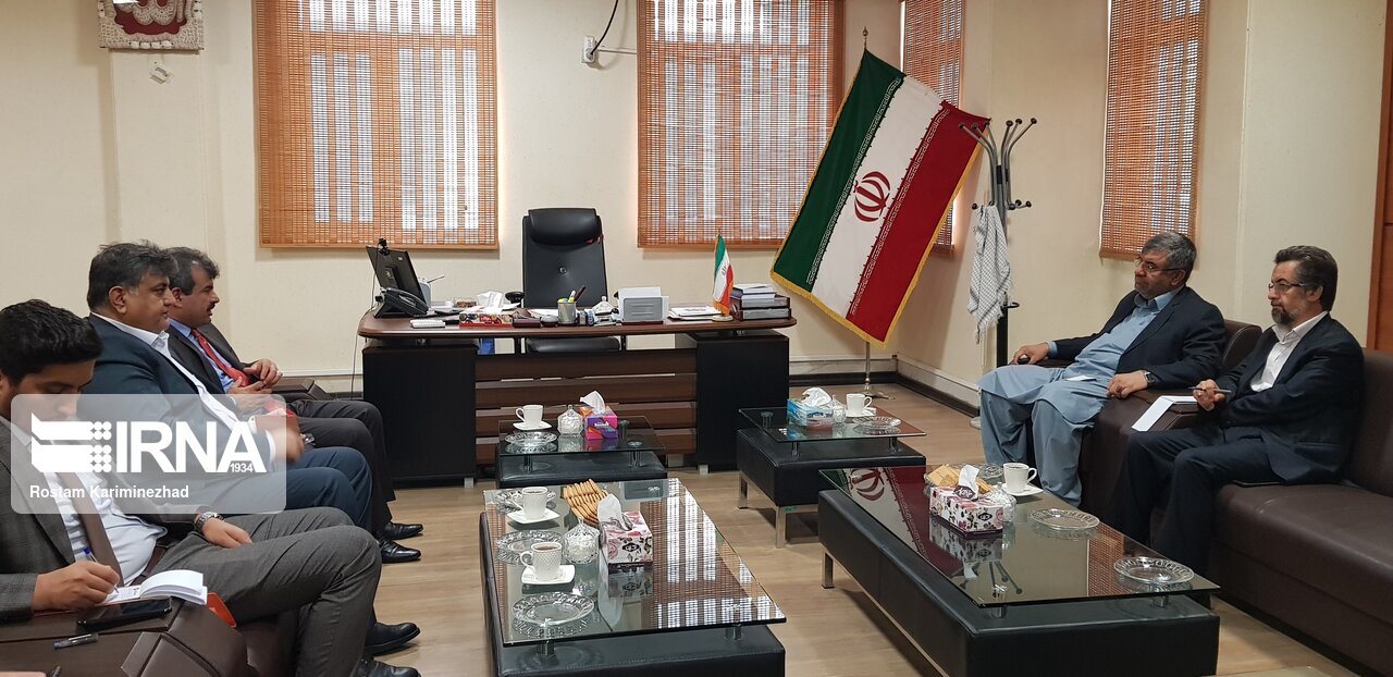تردد سرمایه&zwnj;گذاران افغانستان در سیستان و بلوچستان تسهیل شود