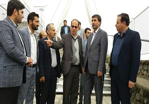 افتتاح پل شیشه‌ای هیر تحول عظیمی در بخش گردشگری ایجاد می‌کند