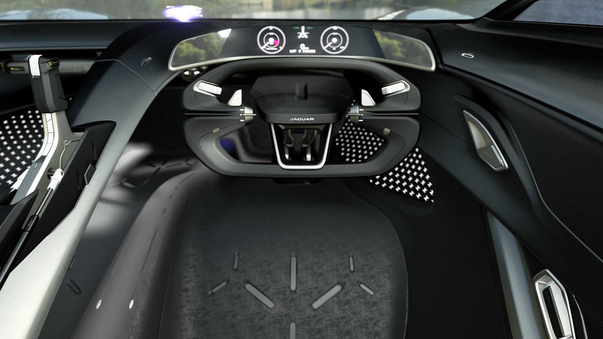 خودروی شگفت&zwnj;انگیز جگوار آماده شروع مسابقه در Gran Turismo