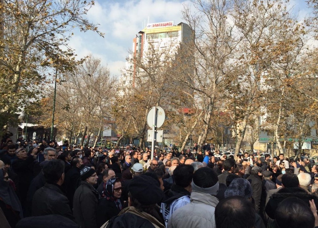 کلاهبرداری که ماندن در زندان را به پرداخت بدهی ترجیح می&zwnj;دهد/ کلاهبرداری که نمی&zwnj;خواهد پول مالباختگان را پس دهد/ کلاهبردار 6.5 میلیاردی که پول شکات خود را نمی&zwnj;دهد