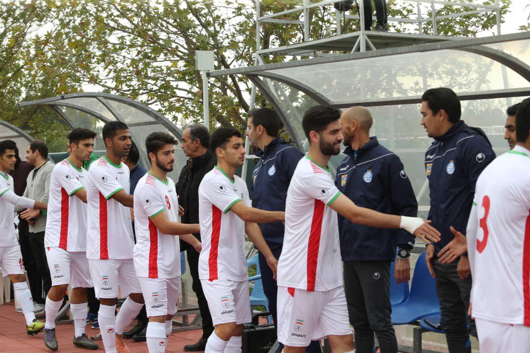 شکست استقلال مقابل تیم ملی فوتبال ایران