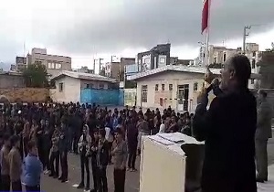 عزاداری دانش‌آموزان به مناسبت ۲۸ صفر در ابهر + فیلم