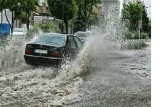 آبگرفتگی معابر در آبادان و خرمشهر بر اثر بارندگی