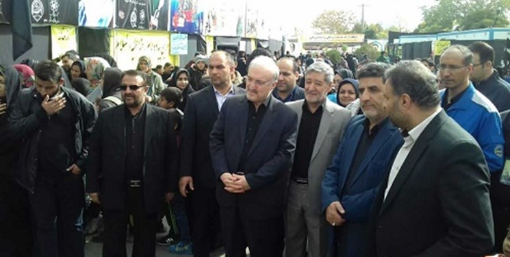 وزیر بهداشت از موکب&zwnj;های خدمت&zwnj;رسانی به زائران پیاده امام رضا (ع) بازدید کرد