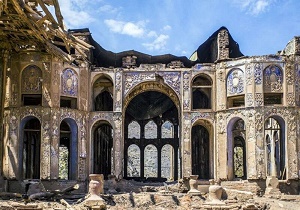 صدور حکم برائت برای متهمان آتش‌سوزی کاخ سرهنگ‌آباد اردستان