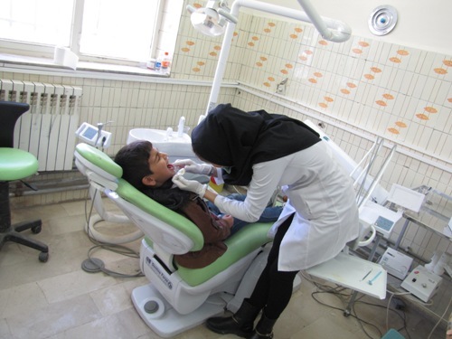اجرای طرح سلامت دهان و دندان دانش آموزان در فسا
