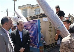 مرحله دوم توزیع هدایای رهبری در مناطق سیل زده گلستان