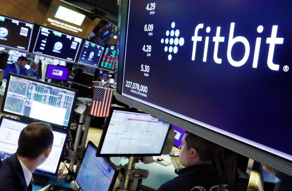 شرکت مادر گوگل در پی خرید FitBit