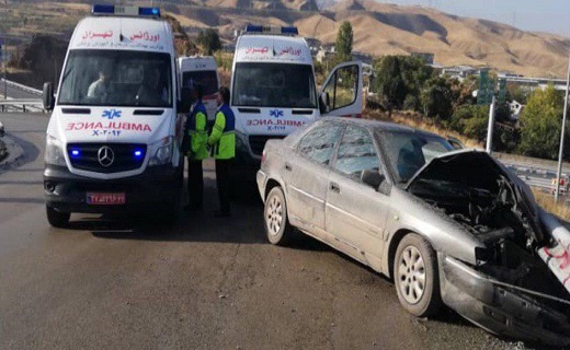 برخورد زانتیا با گاردریل در پردیس تهران/اعزام بالگرد اورژانس تهران به محل حادثه