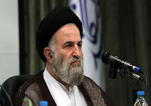 پیروی از سیره عملی امام رضا (ع) راه رسیدن به جامعه رضوی است