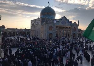تعویض پرچم امامزاده حسین (ع) قزوین