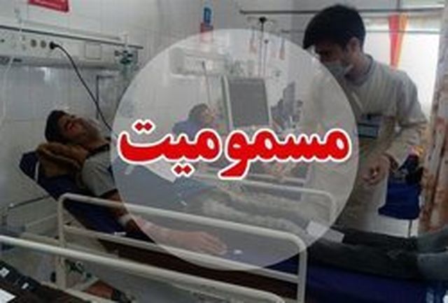 مسمومیت غذایی ۱۲ نفر در رودبار