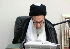 آیت الله خرازی در بیمارستان بستری است