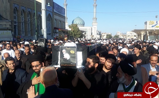 عالم اراکی در حرم بانوی کرامت آرام گرفت+تصاویر