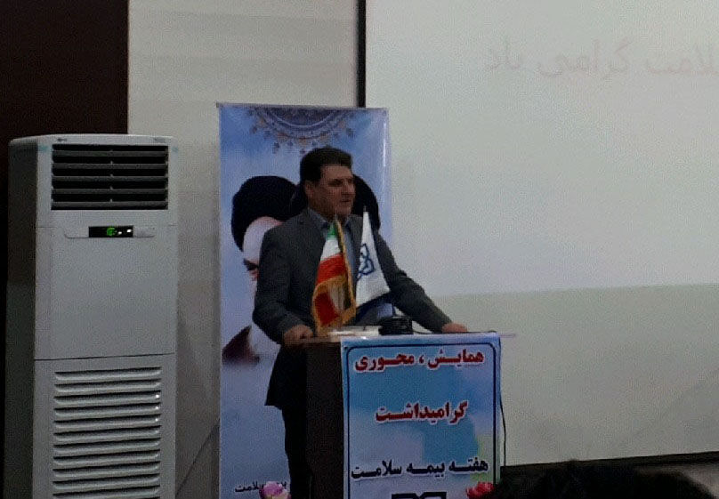 کارنامه دولت با وجود بازی&zwnj;های کودکانه و تحریم&zwnj;های ظالمانه درخشان است