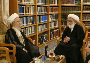 آیت‌الله نوری همدانی از آیت‌الله مکارم‌شیرازی عیادت کرد