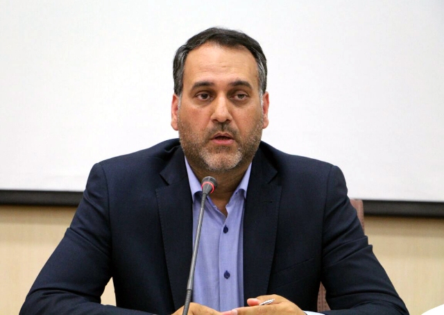 برگزاری جلسات مستمر با رحمانی برای بررسی تأثیرگذاری افزایش نرخ بنزین بر کالا&zwnj;ها و خدمات