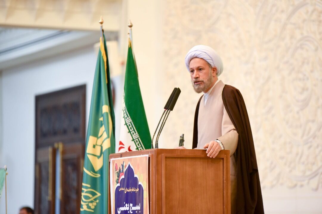 مقابله با گرانی صرفاً با شعار دادن محقق نمی‌شود/دولت راهکار ارائه دهد