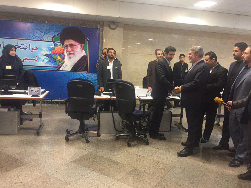 وزیر کشور از ستاد انتخابات کشور بازدید کرد