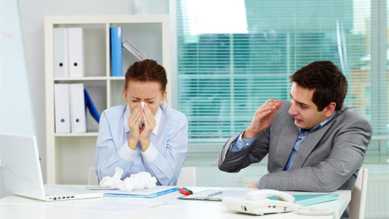 ۵ روش پیشگیری از آنفولانزا در محل کار///ثباتی