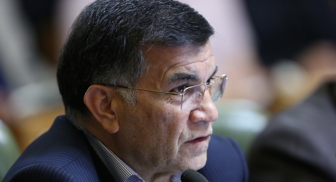 فراموش کاری دولت در انجام وظایف خود برای حمل و نقل عمومی