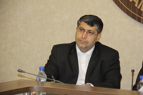 تامین ارز صادراتی به کمک صادرکنندگان/ صادرات ارزش پرچم کشور را بالا نگه می&zwnj;دارد