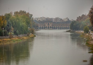 غبار آلودگی از اصفهان می رود