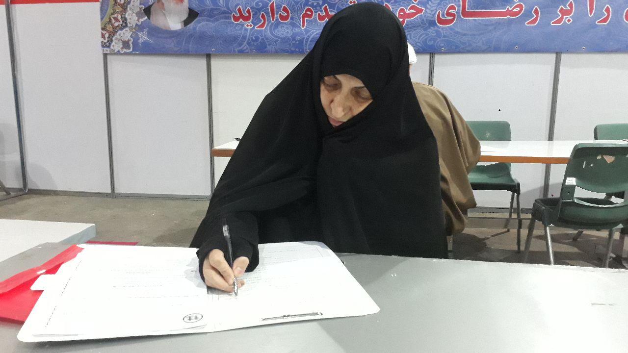 ۱۸۶ نفر در صف انتظار ثبت نام/  نام نویسی از داوطلبان با تأییدیه تحصیلی هم امکان&zwnj;پذیر است