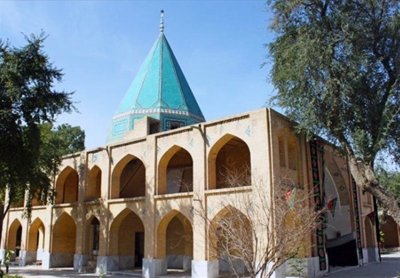 نخستین دانشمندی که در تخت فولاد به خاک سپرده شد