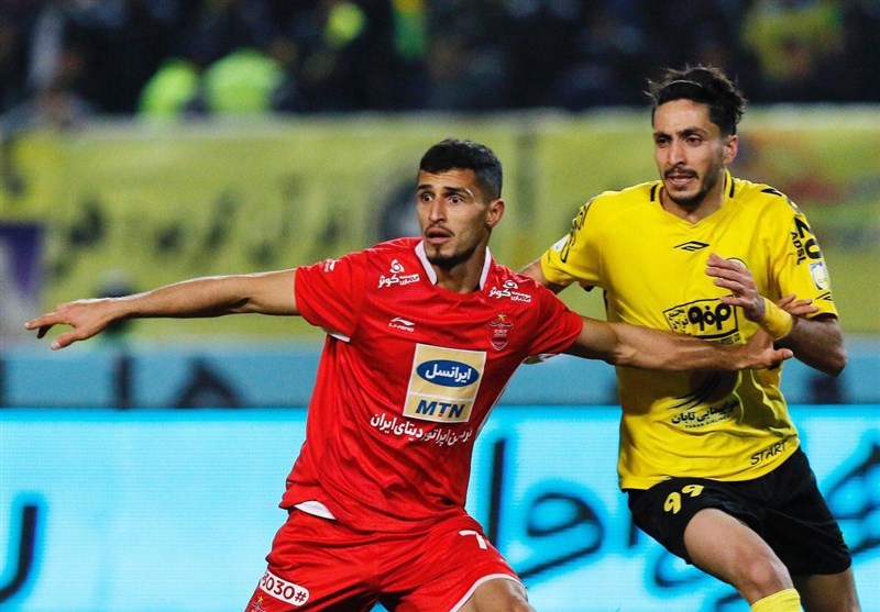 جذب دو مهاجم خارجی برای پرسپولیس قطعی شد/ علیپور می‌ماند