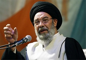 گرانی بنزین مشکلی را از مردم  برطرف نمی‌کند