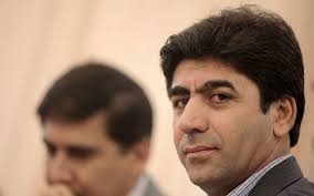 ممبینی: کمک داوران باید صحنه پنالتی برای استقلال تشخیص می‌دادند/ زاهدی فر پنج هفته از قضاوت محروم شد