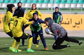 بی پولی در لیگ فوتبال بانوان به اوج خود رسید