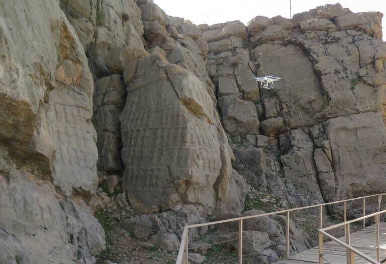 مرمت کتیبه باستانی چهار هزار ساله ثلاث باباجانی