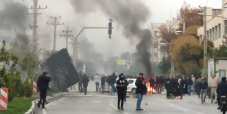 خودمان را جای آشوبگران جا زدیم!