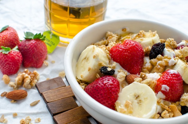 بهترین صبحانه در بارداری؛ چه بخوریم و چه نخوریم؟//صادقی