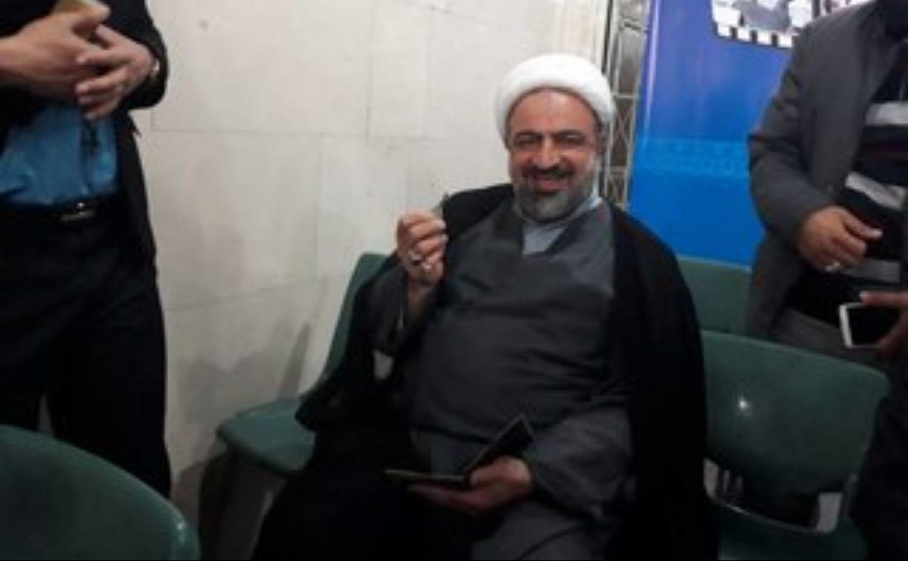 کلید من با کلید آقای روحانی فرق دارد