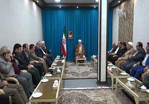 عالمان دینی چراغ‌های فروزان آسمان ولایت هستند