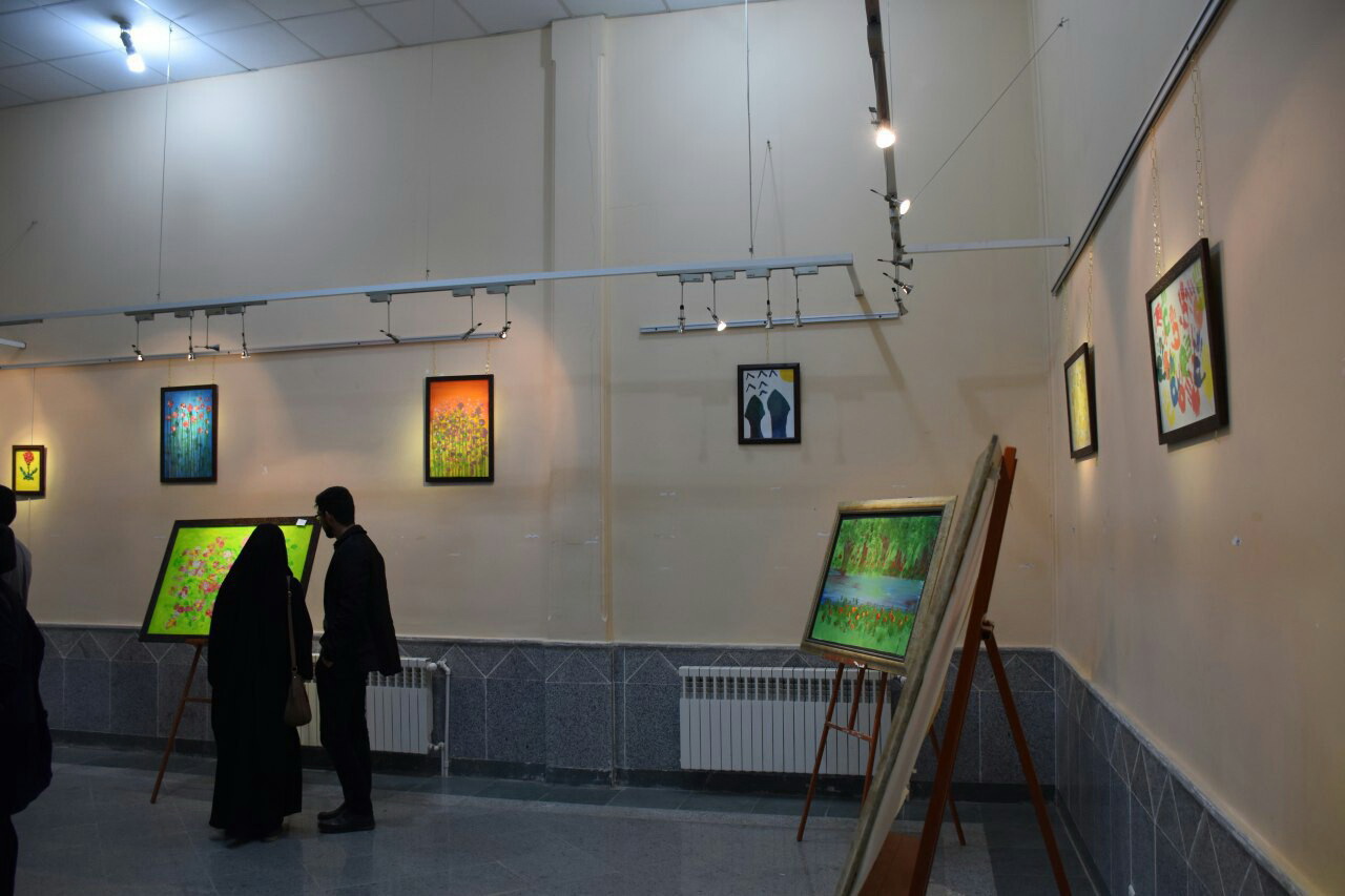 افتتاح نمایشگاه نقاشی معلولان در شهربابک