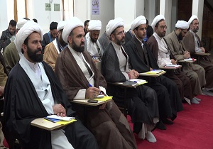 برگزاری دوره آموزشی برای مبلغیان بومی مستقر در بقاع متبرکه