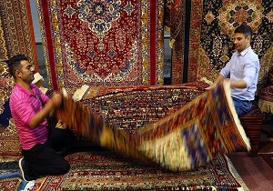 دومین کالای صادراتی ایران فرش دست باف است/پویایی صنعت فرش قم باوجود مشکلات تحریم حفظ شده است
