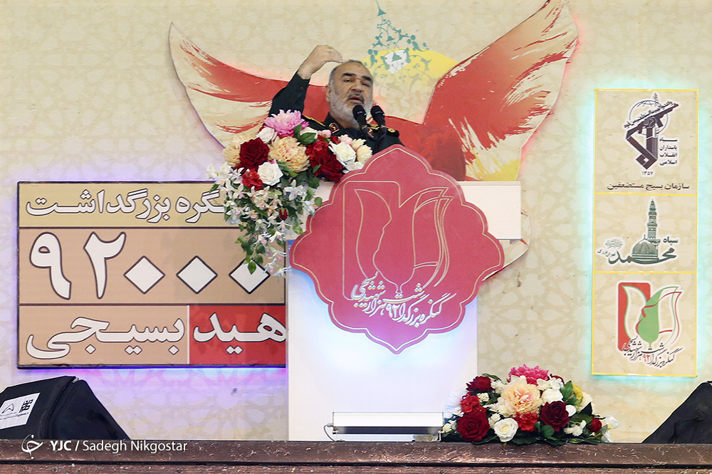ملت در ماجرای اخیر نشان داد به رهبر و نظام خود وفادار است/ ترس امروز به داخل کاخ دشمن نفوذ کرده است