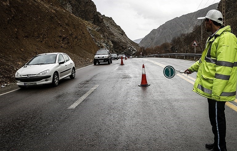 شرایط جوی باعث ممنوعیت تردد در ۱۰ محور شد