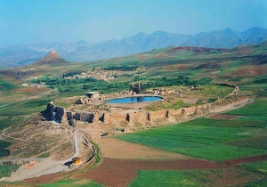 آغاز  جشنواره ملی گردشگری - فرهنگی تخت سلیمان